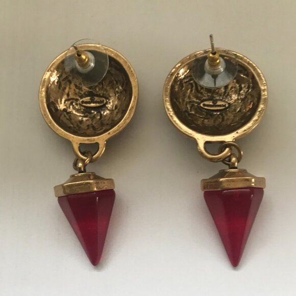 Vintage Carved Triangular Red Dangle Earrings - Picture 3 of 3